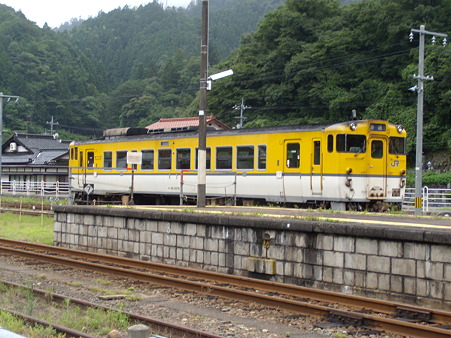 津和野駅留置中のキハ40