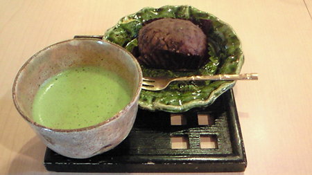 201002141158000