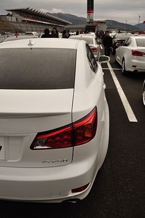 待機場所にて。