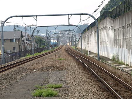 八王子みなみ野駅構内