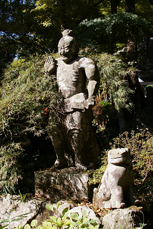 (15)長安寺石造仁王像　吽形