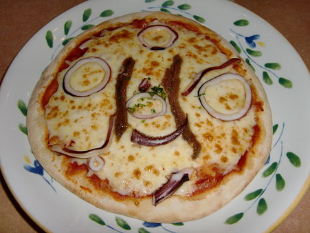 マイカとアンチョビのピザ　Wチーズ