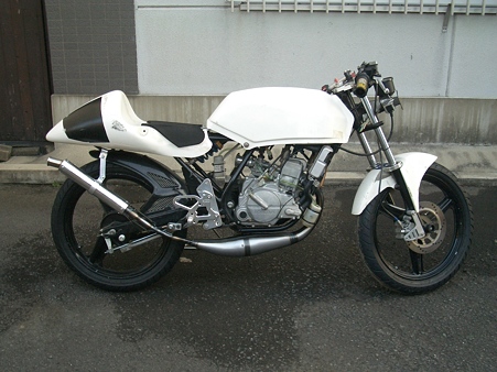 リップスチャンバー 006