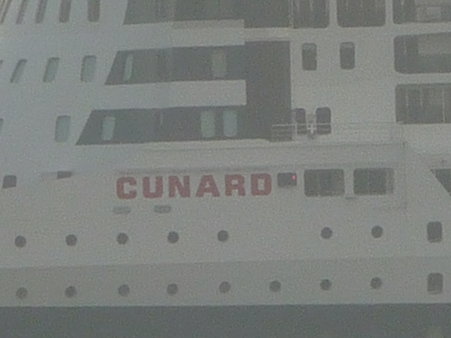 100219-QM2入港 (31)