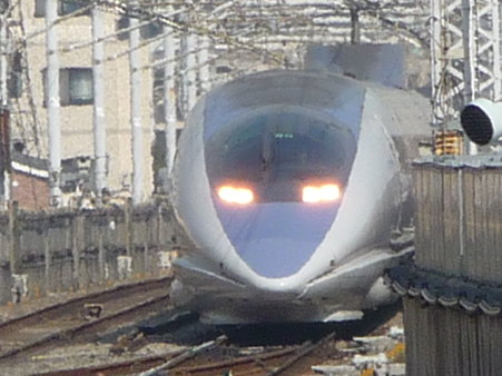 100224-新幹線 新横500下り 到着 (3)