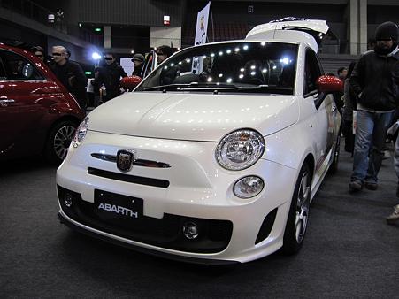 アバルト５００