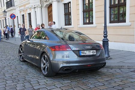 TT-RS